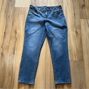 3/$30 🌴 Talbots Curvy Ankle Jeans